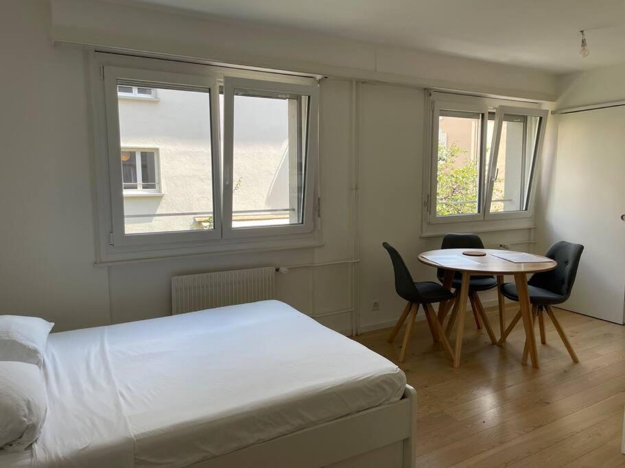 Studio Proche De La Gare ! Leilighet Lausanne Eksteriør bilde
